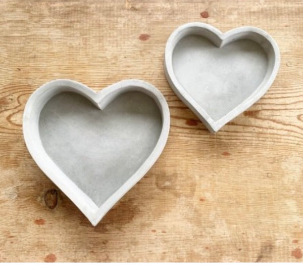 Small Heart Cement Trays